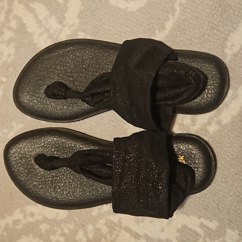 Sanuk Sandals sz 8